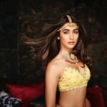 Pooja Hegde Complete Biography