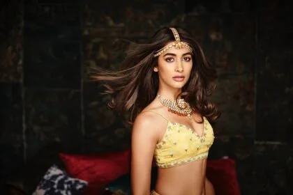 Pooja Hegde Complete Biography