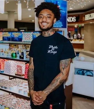 Interview With Artist and Business Owner, ZAYY ARKO